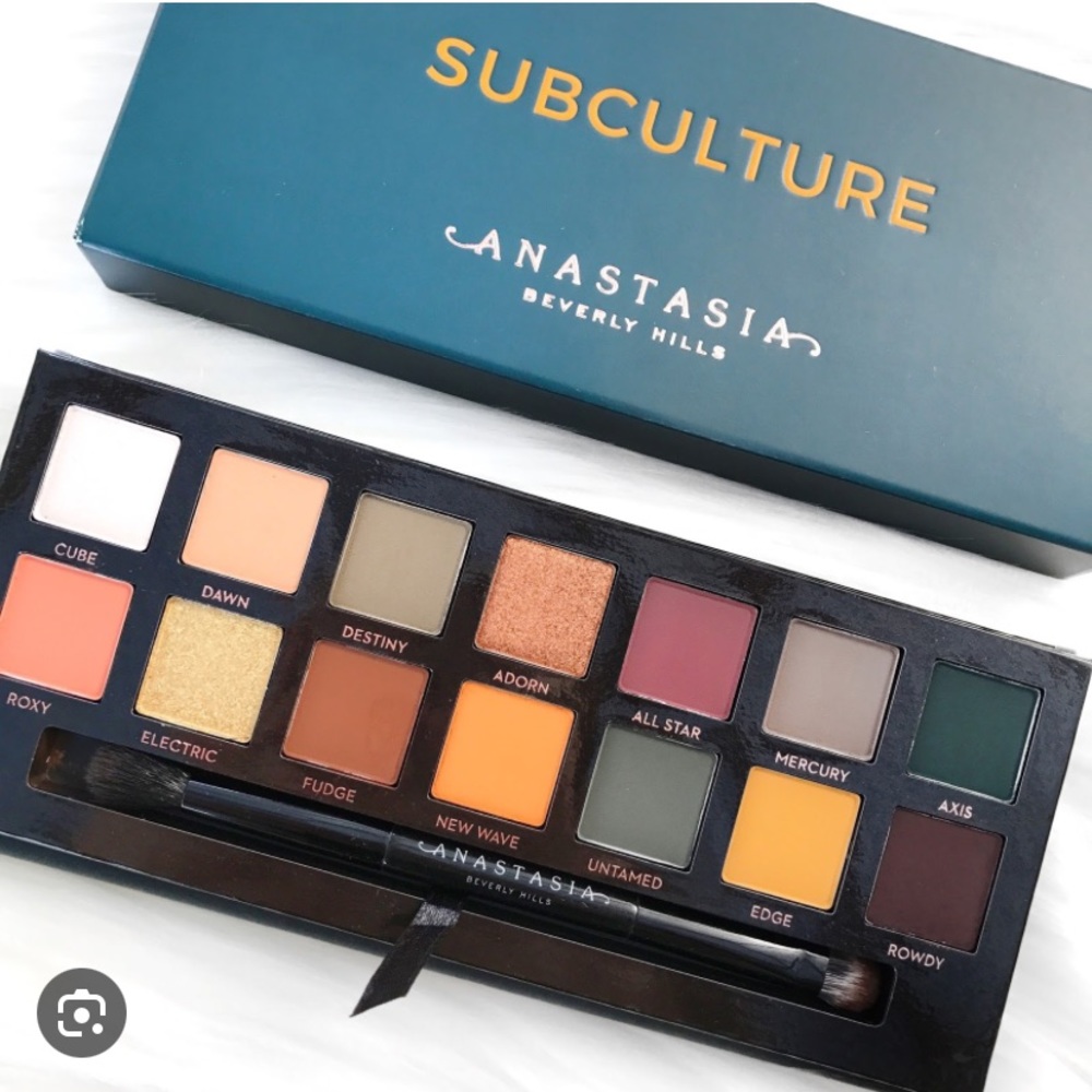 ✨NIB✨ ABH Eyeshadow Palette